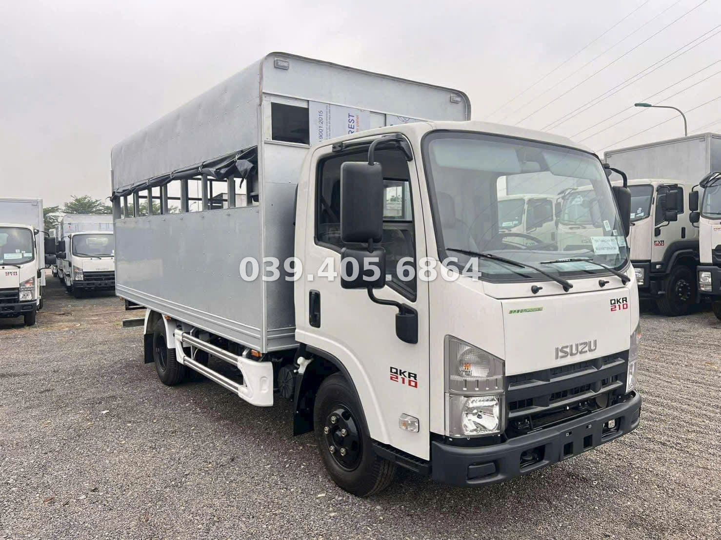 Xe tải Isuzu QKR 210 đào tạo và sát hạch lái xe hạng C1 - Isuzu Thăng Long